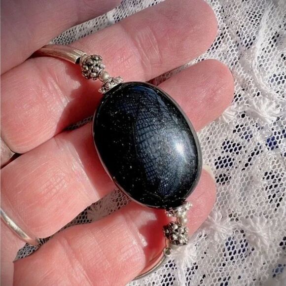 Vintage Natural Jet Black Obsidian Bracelet - Picture 6 of 10
